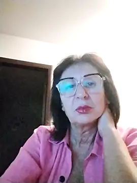 Snapshot of AlbinaXPretty chatting on October 5, 2025, 7:15 pm AlbinaXPretty online show from October 5, 2025, 7:15 pm