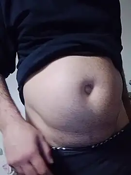 Snapshot of Passivello9 chatting on December 17, 2025, 1:43 am Passivello9 online show from December 17, 2025, 1:43 am