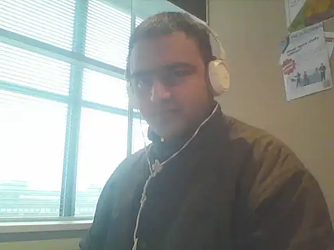 Snapshot of JohnBond009 chatting on January 20, 2025, 1:00 pm JohnBond009 online show from January 20, 2025, 1:00 pm