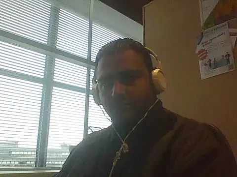 Snapshot of JohnBond009 chatting on January 24, 2025, 3:02 pm JohnBond009 online show from January 24, 2025, 3:02 pm