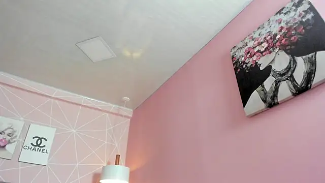 dolly zoe online show from September 20, 2025, 8:58 pm