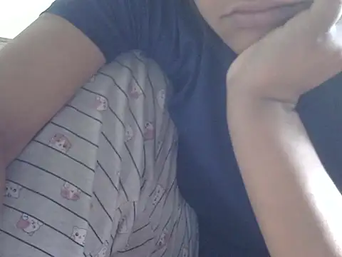 shekira99 online show from September 15, 2025, 3:51 am