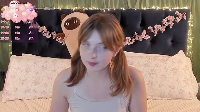 Snapshot of AliceLanley chatting on August 9, 2026, 11:16 am AliceLanley online show from August 9, 2026, 11:16 am