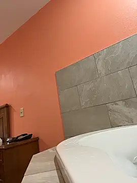 Stressreliever82 online show from March 7, 2026, 11:43 pm