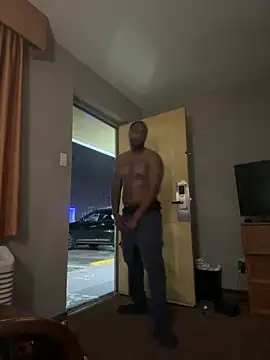 Stressreliever82 online show from March 31, 2026, 7:10 am