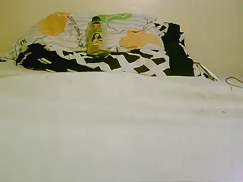 Snapshot of Sweet_nelly chatting on November 6, 2025, 10:58 pm Sweet nelly online show from November 6, 2025, 10:58 pm