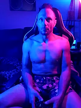 Snapshot of Funwithbrad1 chatting on December 11, 2024, 5:53 am Funwithbrad1 online show from December 11, 2024, 5:53 am