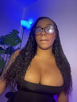 charlotteeruss online show from January 10, 2026, 8:15 pm