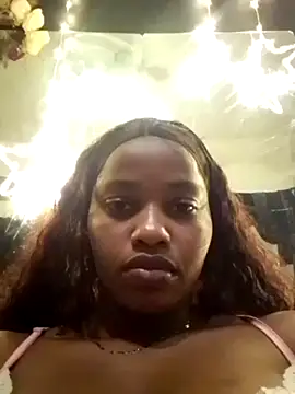 Snapshot of minayims chatting on December 14, 2025, 10:48 pm minayims online show from December 14, 2025, 10:48 pm