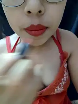 Snapshot of Roshni_98 chatting on July 7, 2026, 4:37 am Roshni 98 online show from July 7, 2026, 4:37 am