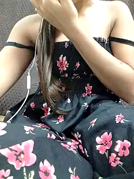 Snapshot of Roshni_98 chatting on March 12, 2025, 12:04 pm Roshni 98 online show from March 12, 2025, 12:04 pm