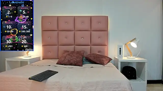 Snapshot of lhiamfit chatting on October 29, 2025, 5:01 pm lhiamfit online show from October 29, 2025, 5:01 pm