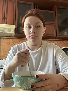 Snapshot of sasha_flower chatting on February 21, 2025, 4:18 am sasha flower online show from February 21, 2025, 4:18 am