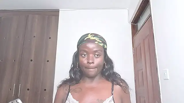 Snapshot of hornycreamybabe chatting on July 11, 2026, 5:57 pm hornycreamybabe online show from July 11, 2026, 5:57 pm