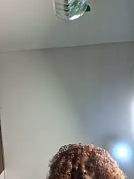 hornycreamybabe online show from January 12, 2026, 9:49 am