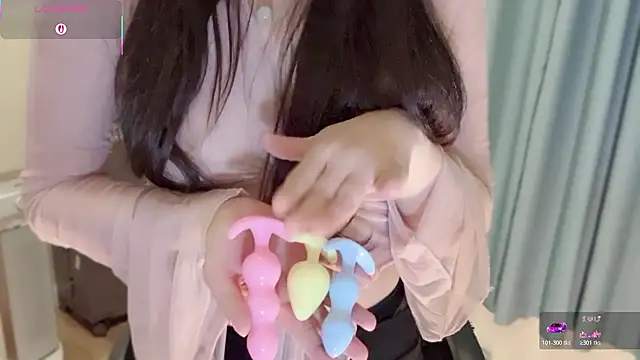 Snapshot of A-xena chatting on November 28, 2025, 3:01 pm A-xena online show from November 28, 2025, 3:01 pm