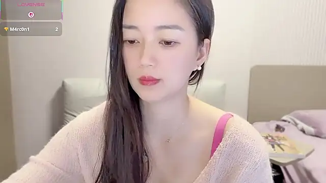 Snapshot of A-xena chatting on November 1, 2025, 2:51 am A-xena online show from November 1, 2025, 2:51 am