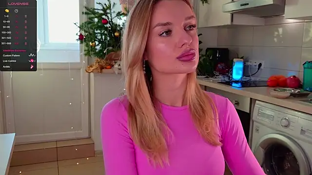 Snapshot of MissLovex chatting on January 9, 2026, 5:03 am MissLovex online show from January 9, 2026, 5:03 am