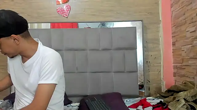 chicasirbo online show from November 9, 2025, 9:30 pm