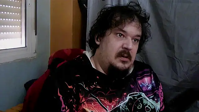 porkorossy online show from March 3, 2026, 8:54 am