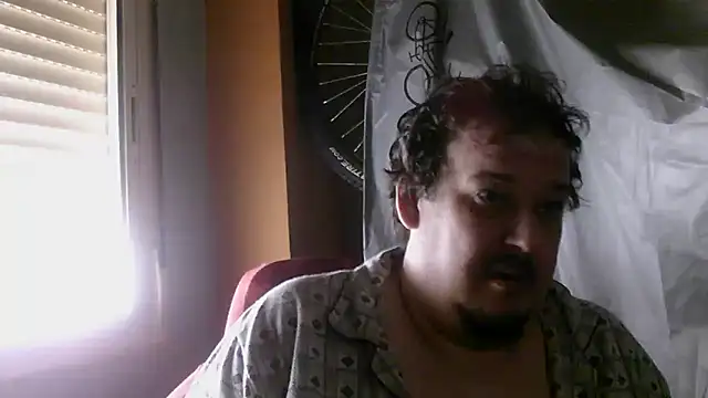 porkorossy online show from November 2, 2025, 9:14 am