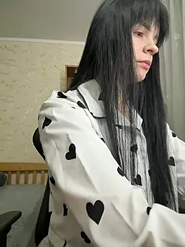 JuicyJess online show from February 4, 2026, 8:59 pm