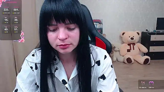 JuicyJess online show from May 25, 2026, 7:45 pm