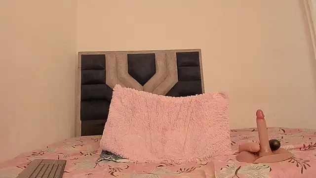 Snapshot of TiiffanyEvans1 chatting on February 2, 2026, 4:28 pm TiiffanyEvans1 online show from February 2, 2026, 4:28 pm