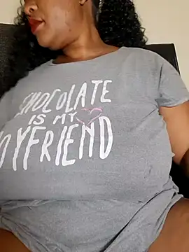 Snapshot of Bootyliciousbbw12 chatting on May 6, 2026, 5:22 am Bootyliciousbbw12 online show from May 6, 2026, 5:22 am