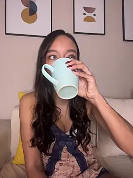 Snapshot of DianaHopson chatting on February 24, 2026, 11:22 am DianaHopson online show from February 24, 2026, 11:22 am