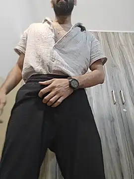 18 couple sex online show from August 7, 2026, 11:22 pm