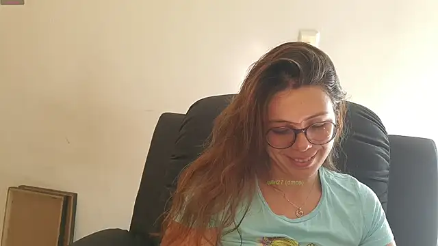 irinasweet27 online show from March 9, 2025, 1:37 pm