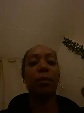 Snapshot of ROXYNL chatting on February 17, 2025, 1:15 am ROXYNL online show from February 17, 2025, 1:15 am