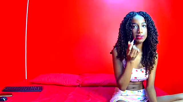 Snapshot of candymia68 chatting on March 13, 2026, 10:15 pm candymia68 online show from March 13, 2026, 10:15 pm