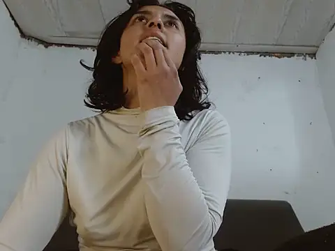 Snapshot of AngelaLinaresx69 chatting on September 11, 2025, 6:19 pm AngelaLinaresx69 online show from September 11, 2025, 6:19 pm