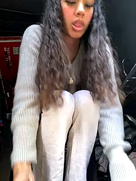 badbaby187 online show from October 23, 2025, 2:49 pm