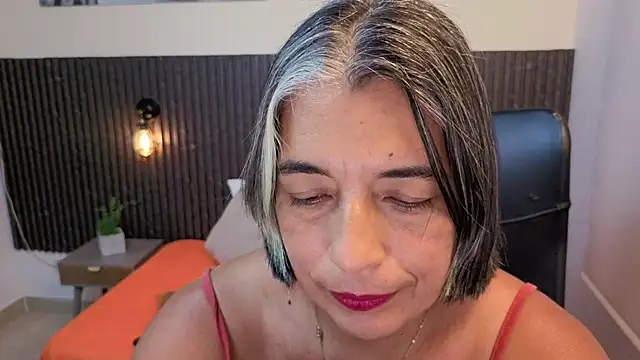 Snapshot of tammy_lynn69 chatting on April 10, 2026, 6:48 pm tammy lynn69 online show from April 10, 2026, 6:48 pm