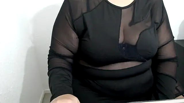 alejandraxxz online show from January 8, 2025, 5:59 am