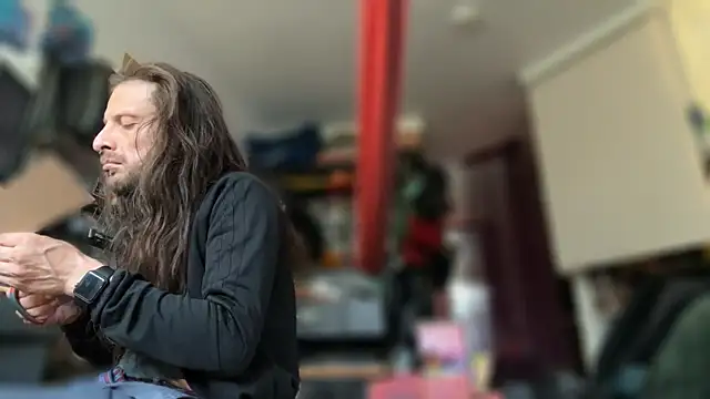 Snapshot of DownstairsSky chatting on September 20, 2025, 11:15 am DownstairsSky online show from September 20, 2025, 11:15 am