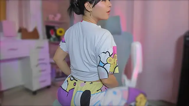 Olivia xd  online show from January 7, 2025, 6:16 am