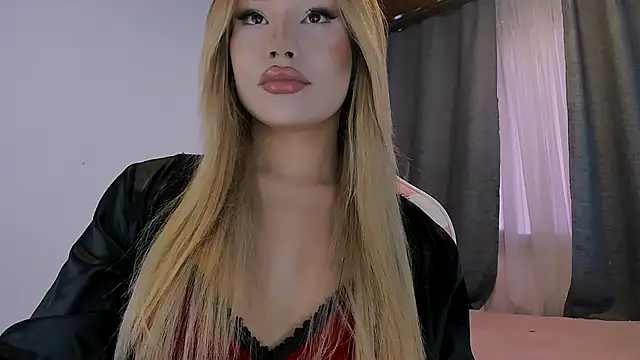 Snapshot of Keendall__ chatting on October 24, 2025, 2:38 pm Keendall   online show from October 24, 2025, 2:38 pm