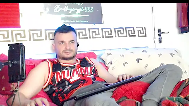 erotico69xxx online show from December 3, 2025, 4:17 pm