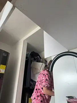 Snapshot of Ameellie chatting on June 30, 2026, 5:57 pm Ameellie online show from June 30, 2026, 5:57 pm