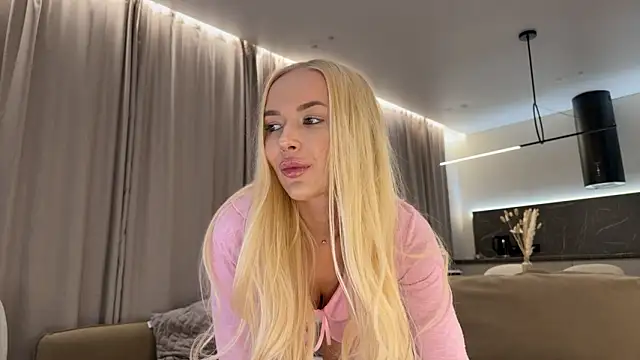 eva m1racle  online show from February 10, 2026, 7:46 pm