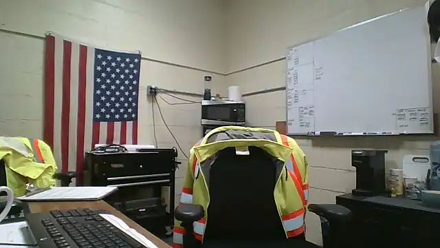 Cockrub1 online show from December 16, 2024, 1:11 pm