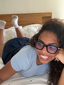 kailacollin online show from July 15, 2026, 6:48 pm