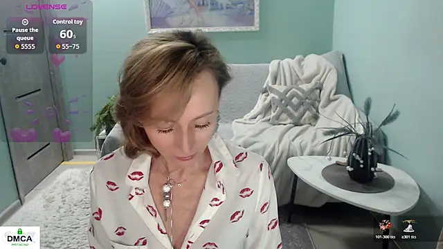 Snapshot of HornyMilf_777 chatting on May 20, 2026, 6:54 am HornyMilf 777 online show from May 20, 2026, 6:54 am