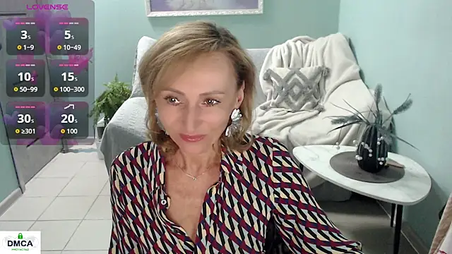 Snapshot of HornyMilf_777 chatting on May 25, 2026, 6:34 am HornyMilf 777 online show from May 25, 2026, 6:34 am