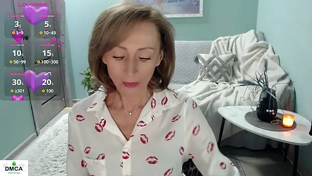 Snapshot of HornyMilf_777 chatting on March 6, 2026, 6:19 am HornyMilf 777 online show from March 6, 2026, 6:19 am