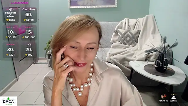 Snapshot of HornyMilf_777 chatting on May 29, 2026, 5:46 am HornyMilf 777 online show from May 29, 2026, 5:46 am